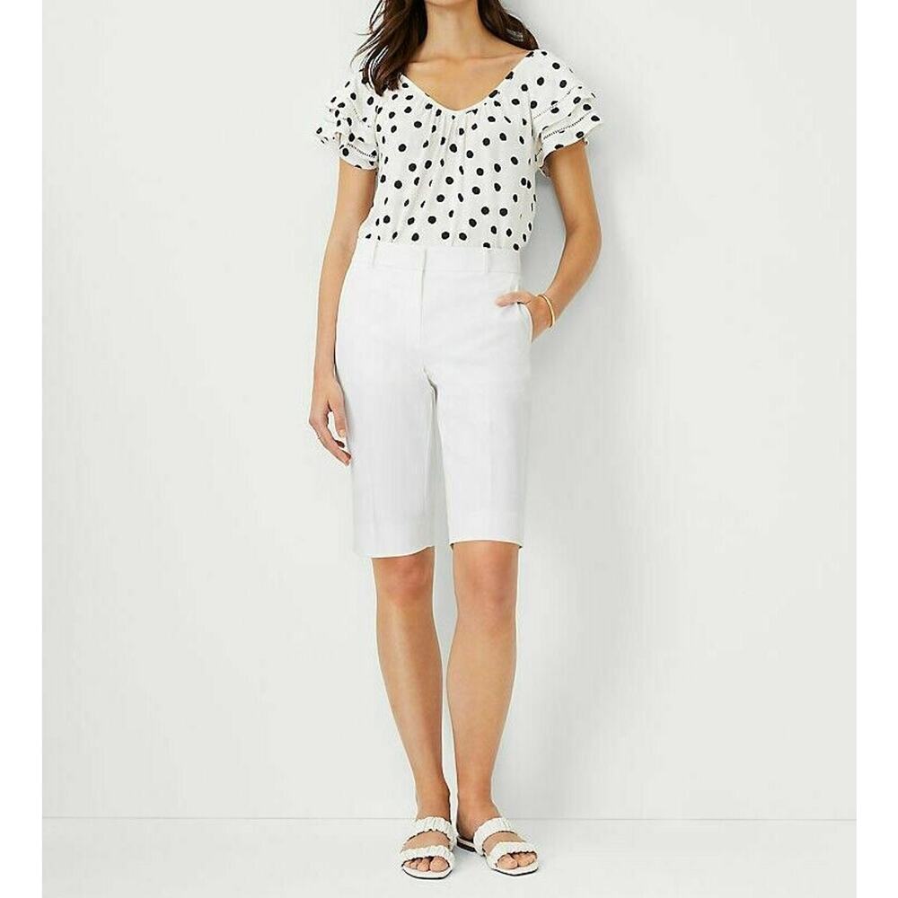 Ann Taylor Classic Boardwalk shorts white 4 -New‎ with defects